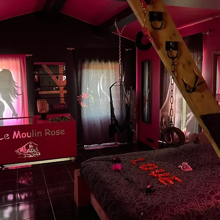 Du Moulin Rose Love hôtel Trans-en-Provence
